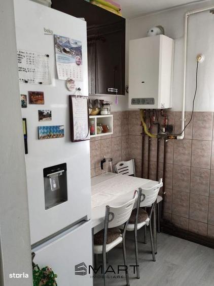 Apartament cu 3 camere decomandat, mobilat în Ștrand