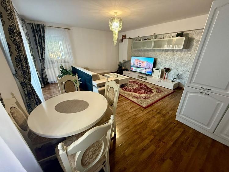 Apartament cu 2 camere semidecomandat, mobilat în Florești — fotografia 2