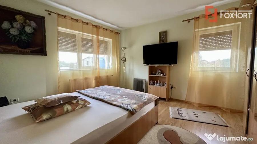 Casă cu 5 camere cu Teren 1000 Mp în Șag