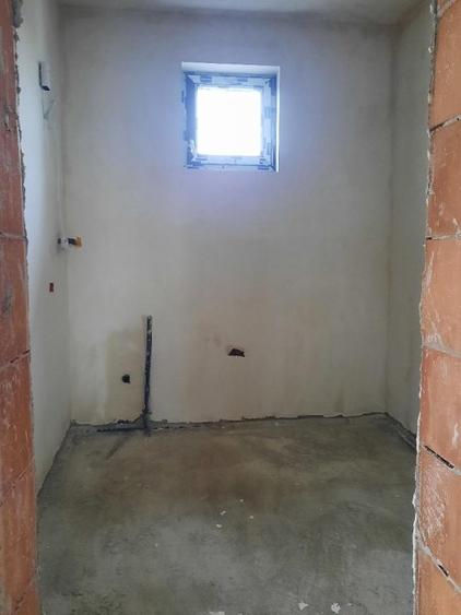Casă individuală cu 5 camere cu Teren 550 Mp în Tărtășești