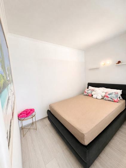 Apartament cu 2 camere decomandat în Florești