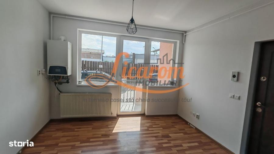 Apartament cu 3 camere, mobilat în Central