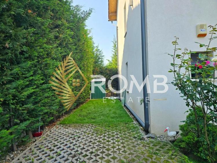 Duplex cu 6 camere cu Canalizare în Florești