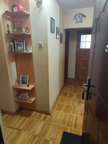 Apartament cu 2 camere decomandat în Sud