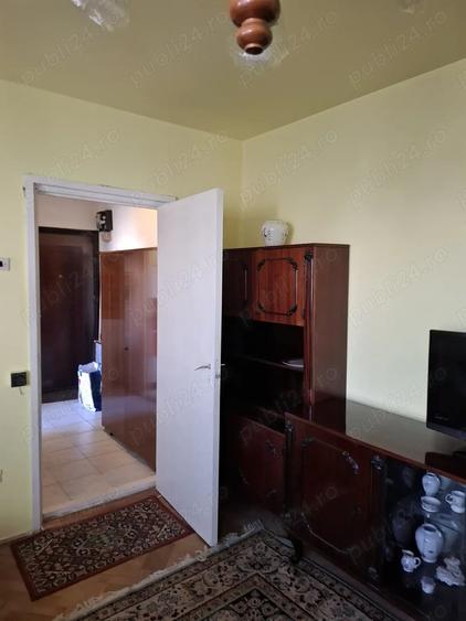 Apartament cu 2 camere semidecomandat în Șagului