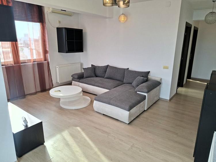 Apartament decomandat în Sud