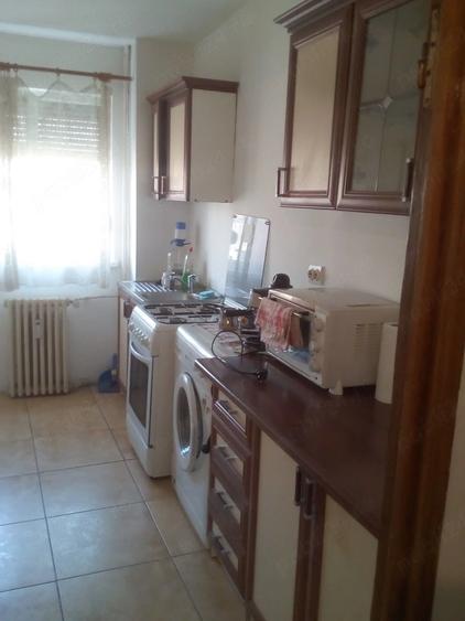 Apartament cu 2 camere decomandat în Rogerius