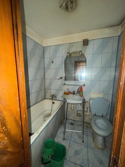Apartament cu 3 camere în Militari