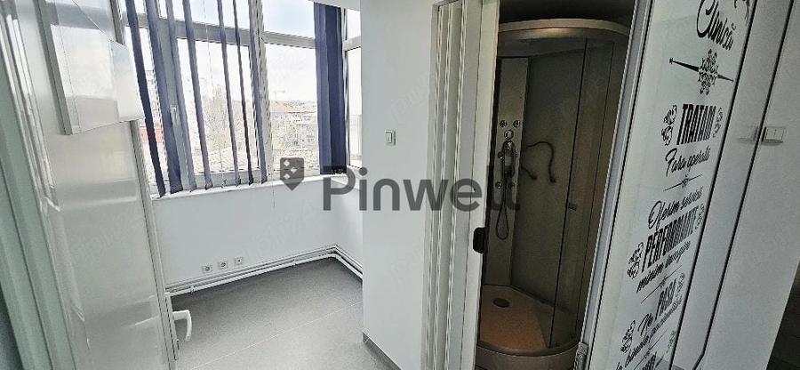 Spațiu comercial, de 236 mp, în Domenii