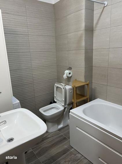 Apartament cu 3 camere, mobilat în Central