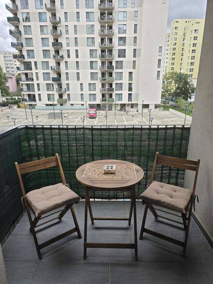 Apartament cu 2 camere semidecomandat în Pantelimon