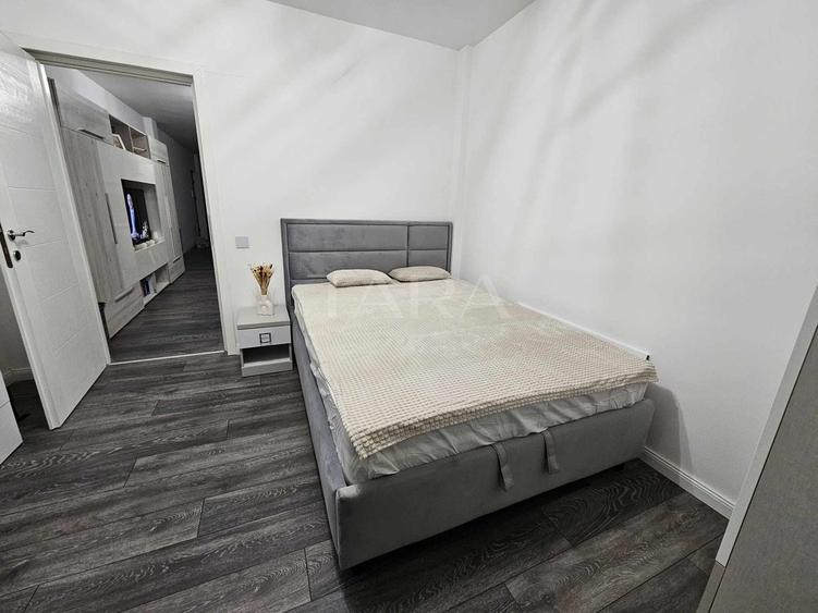 Apartament cu 3 camere decomandat, mobilat în Sânnicoară