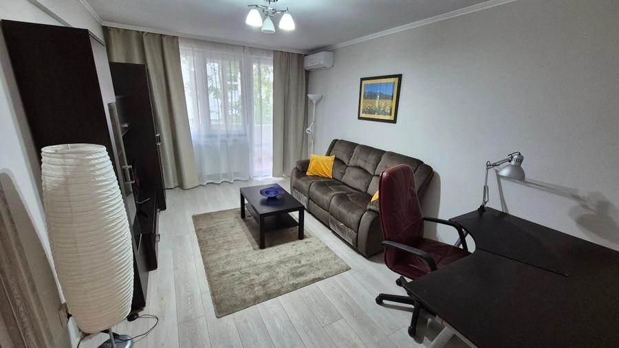 Apartament cu 2 camere semidecomandat, mobilat în Iancului