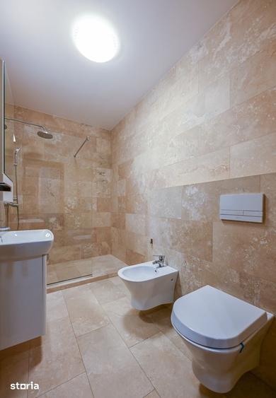 Apartament cu 3 camere în Faleză