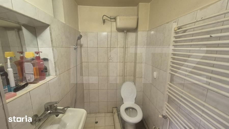 Casă cu 2 camere cu Teren 250 Mp în Solidarității