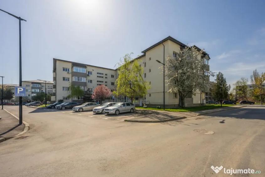 Apartament cu 2 camere semidecomandat în Central