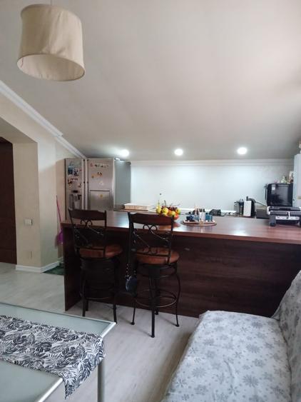 Apartament cu 3 camere în Cug