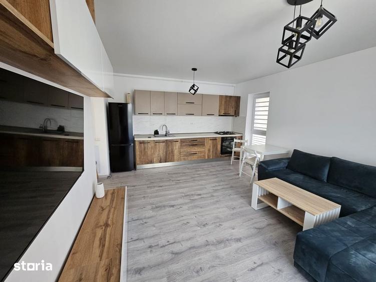 Apartament cu 2 camere în Apărătorii Patriei