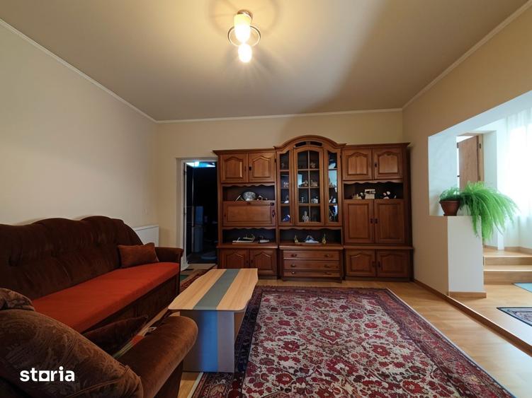 Casă cu 3 camere cu Teren 2826 Mp în Saca