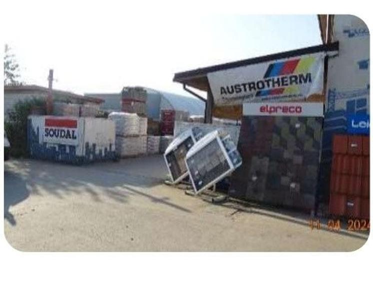 Spatiu comercial/depozit + birouri, 287 mp, teren 1.700 mp - Sanandrei - 12