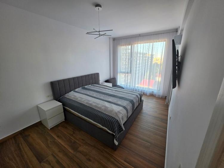 Apartament cu 2 camere semidecomandat, mobilat în Nord