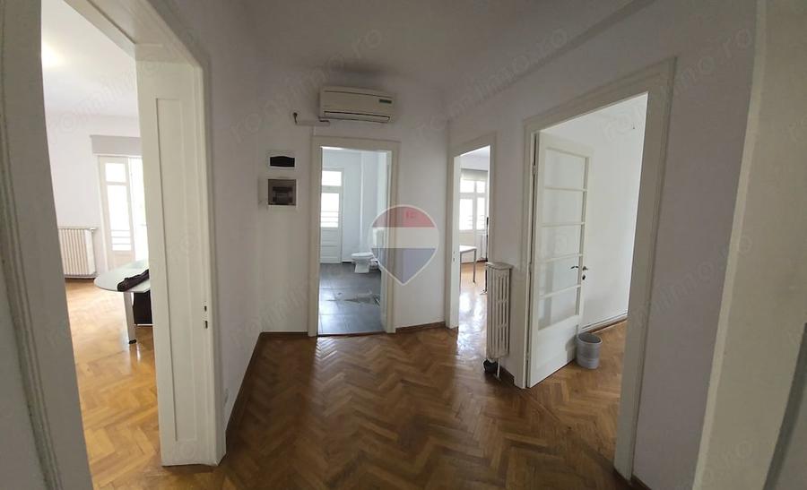 Vila de inchiriat | Dacia Str. Toamnei | 185 mp, curte - 2