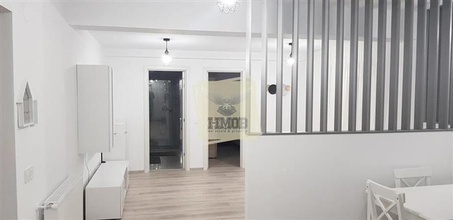 Apartament cu 3 camere decomandat, mobilat în Aeroport