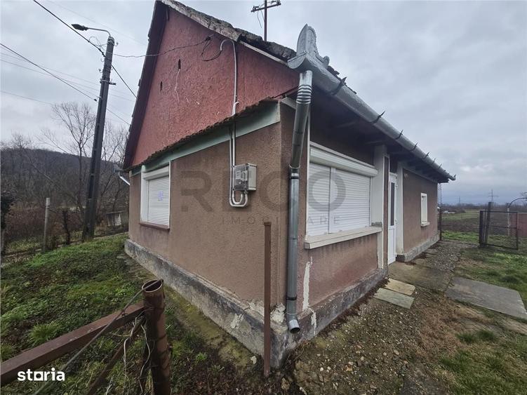 Casă cu 2 camere în Vășad