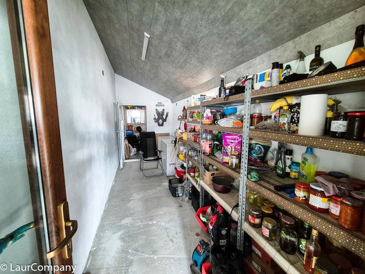 Casă individuală cu 5 camere cu Canalizare în Albota