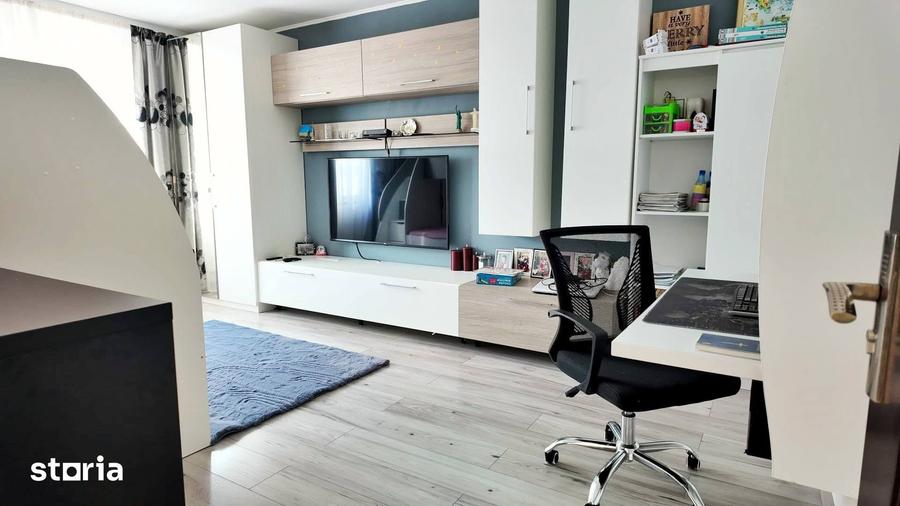 Apartament cu 2 camere decomandat în Sud