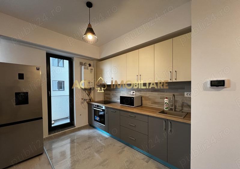 Apartament cu 2 camere semidecomandat, mobilat în Păcii