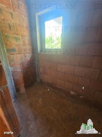 Apartament cu 3 camere decomandat în Gorjului