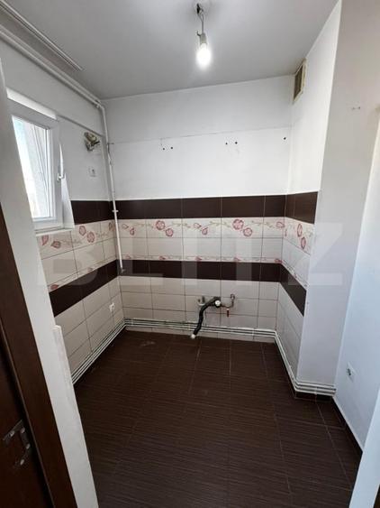 Garsonieră decomandată în Tudor