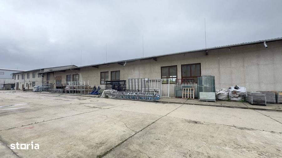 Spațiu comercial, de 1,518 mp, în Central