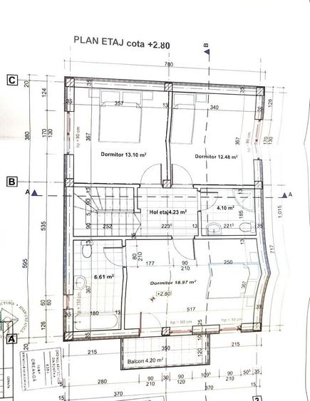 Casă cu 4 camere în Central