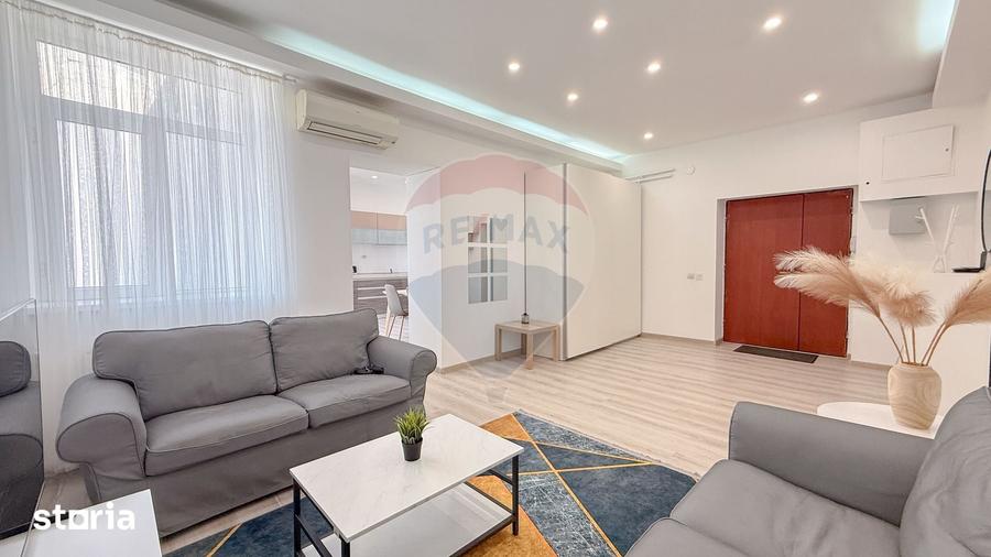 Apartament cu 3 camere în Romană