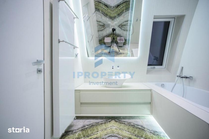 Apartament cu 5 camere în Central — fotografia 1