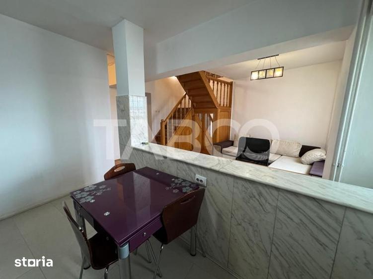 Apartament cu 4 camere decomandat în Turnișor