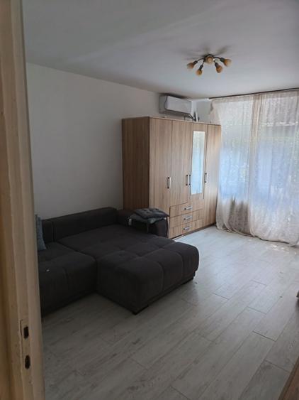 Inchiriez apartament cu o camera Rogerius - 1