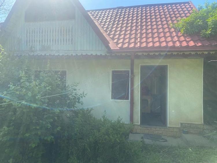 Casă cu 3 camere cu Teren 2610 Mp în Lespezi