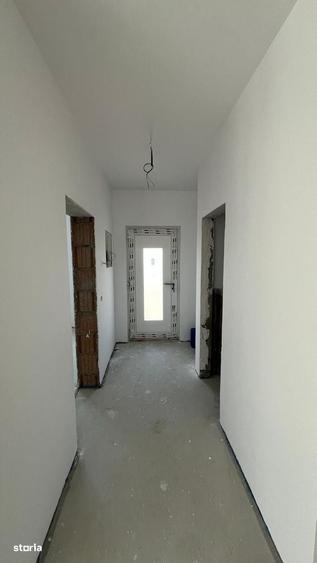 Casă cu 3 camere în Central