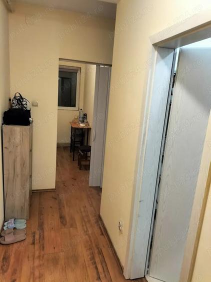 Garsonieră decomandată în Podgoria