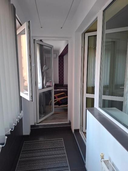 Apartament cu 2 camere decomandat, mobilat în Energia