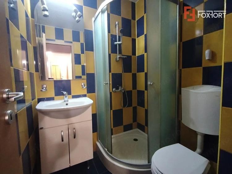 Apartament cu 4 camere decomandat în Soarelui