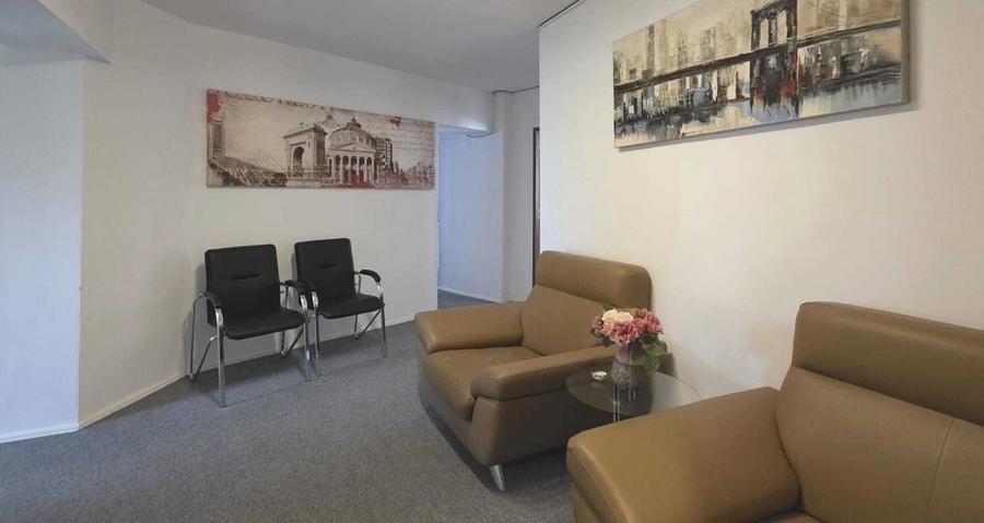 Apartament cu 4 camere decomandat, mobilat în Universitate