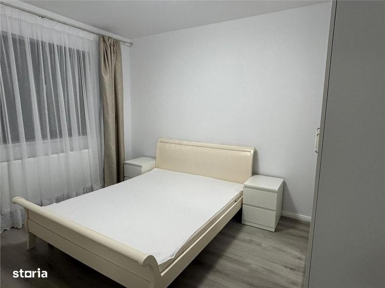 Apartament cu 3 camere semidecomandat în Copăceni