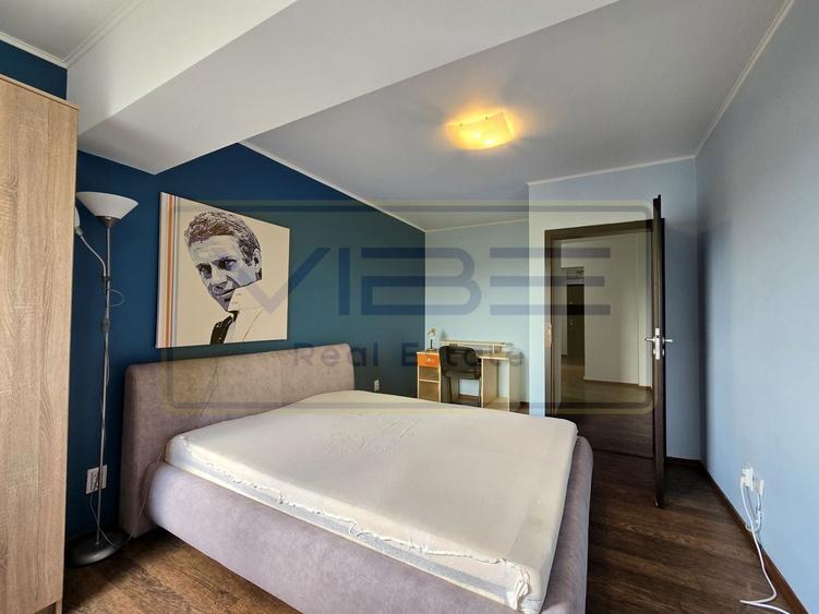 Apartament cu 4 camere decomandat, mobilat în Central