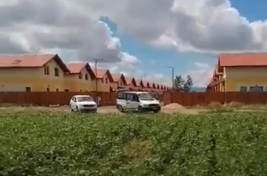 Teren Construcții extravilan de 4000 mp, în Cristian