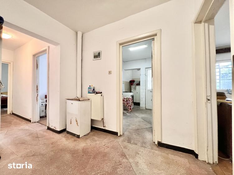 Apartament cu 3 camere decomandat în Central