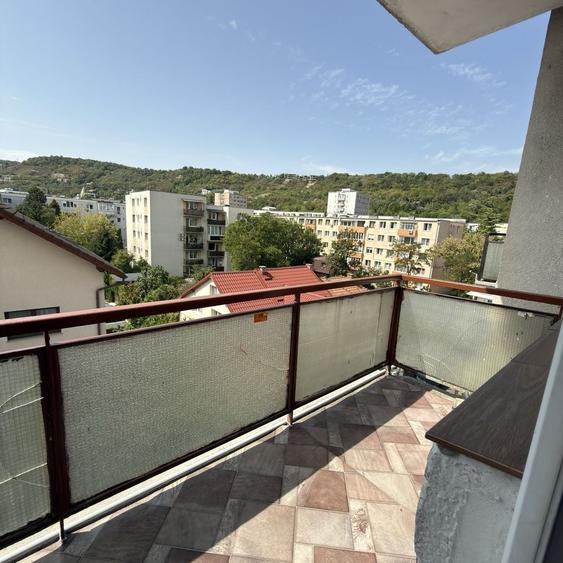 Apartament cu 2 camere decomandat în Grigorescu